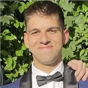 I aim to breakdown biology and fill in the gaps  in understanding, in an attempt to make learning about biology engaging.